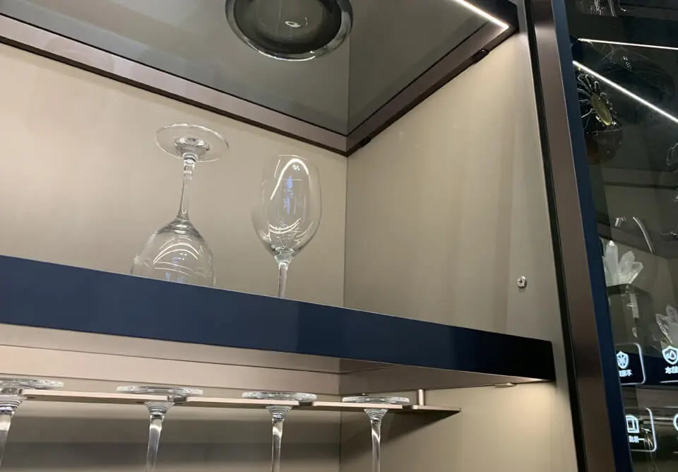 Design moderno armário de vinho