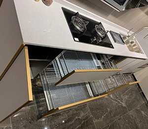 Armário de cozinha moderno de alto brilho modelo n ° lq01