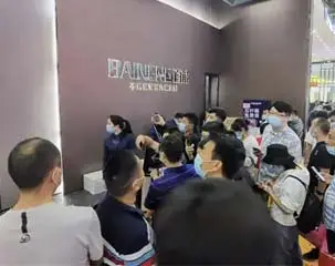 O primeiro dia na exposição de decoração de casa personalizada de Guangzhou, os armários da nova série Baineng acenderam a multidão!